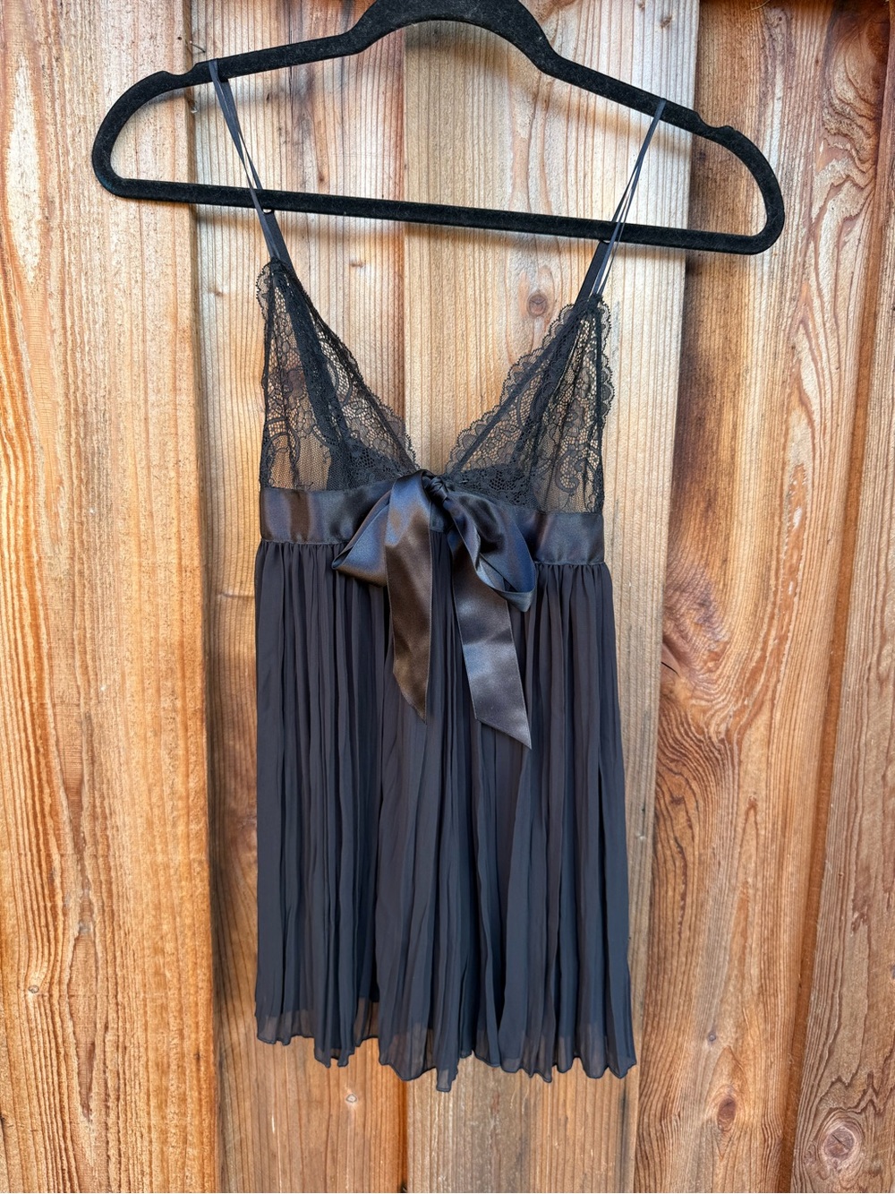 Victoria's Secret Black Lace & Satin Bow Pleated Babydoll
